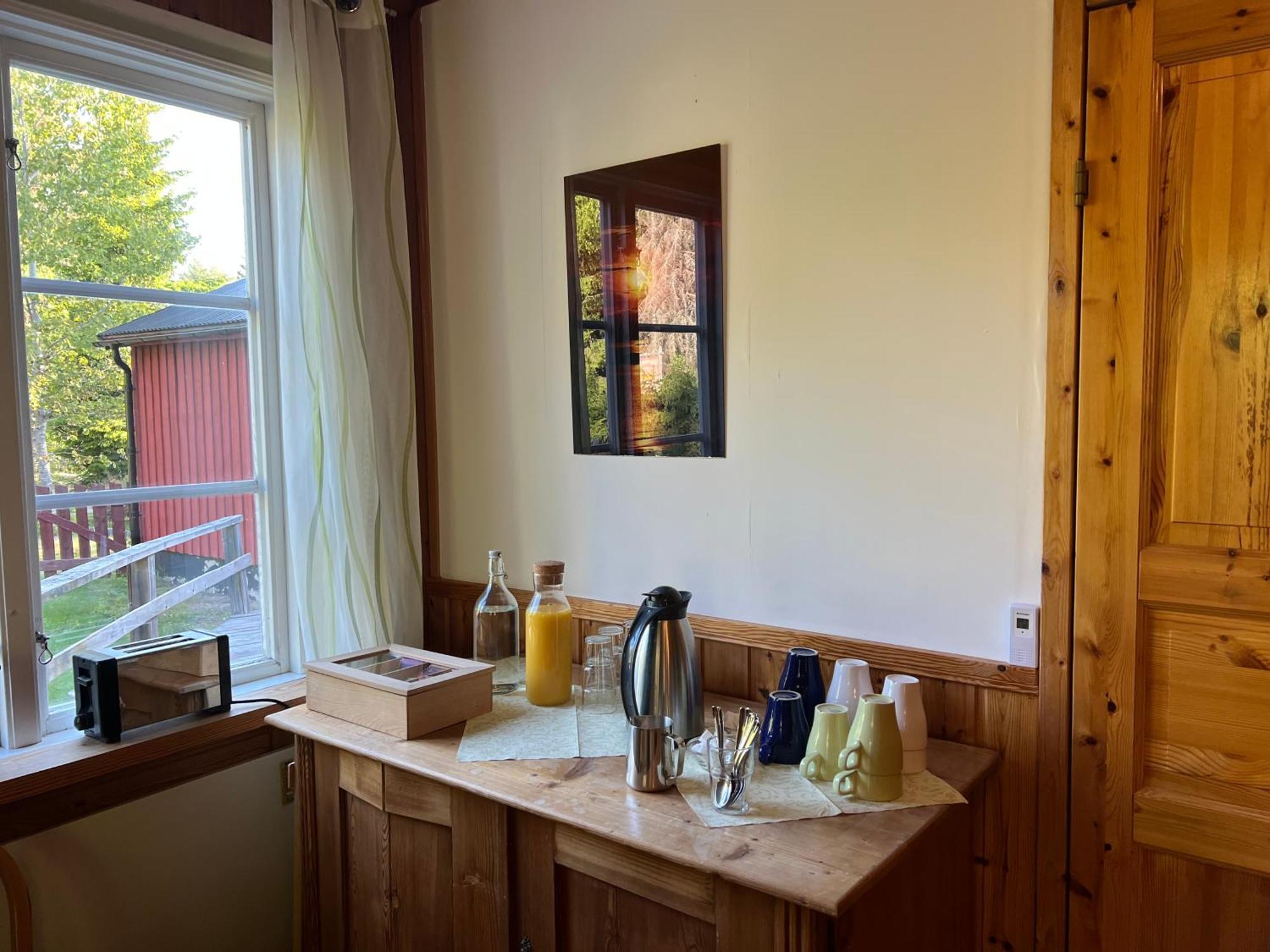 Nya Skogsgarden Hostel Mårbacken Exterior foto