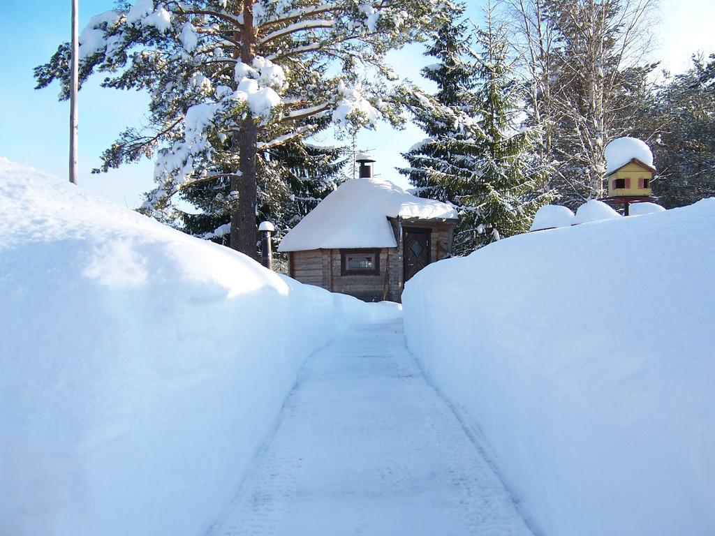 Nya Skogsgarden Hostel Mårbacken Exterior foto